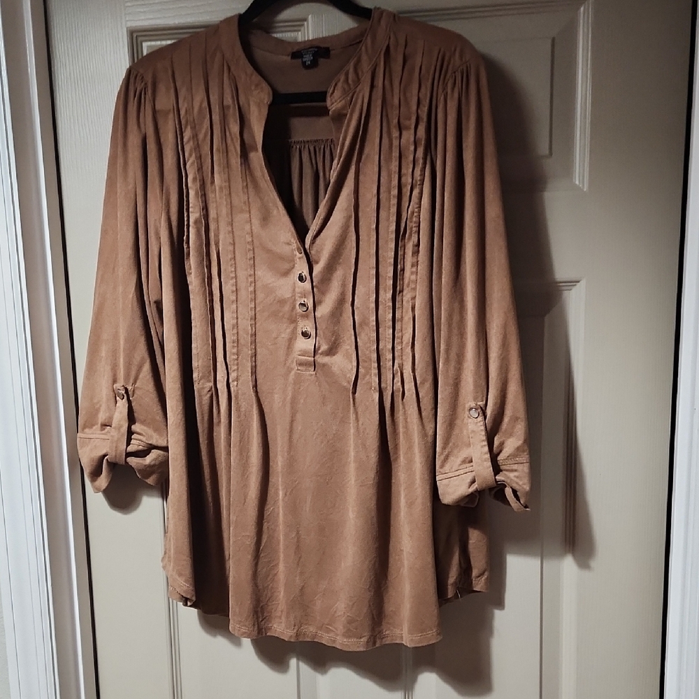 Cocomo Women's Brown Button-Up Blouse. Fall/winter Suede Feel